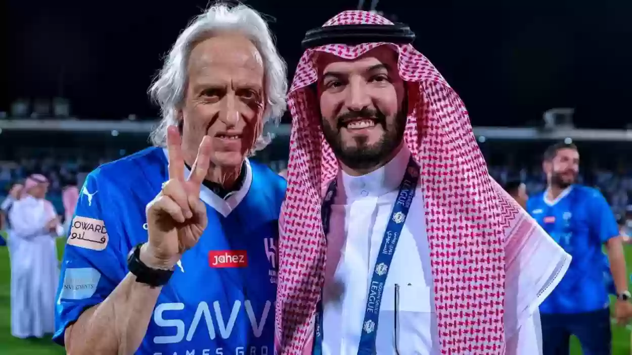 خيسوس يطالب الهلال بالتعاقد مع نجم النصر السابق